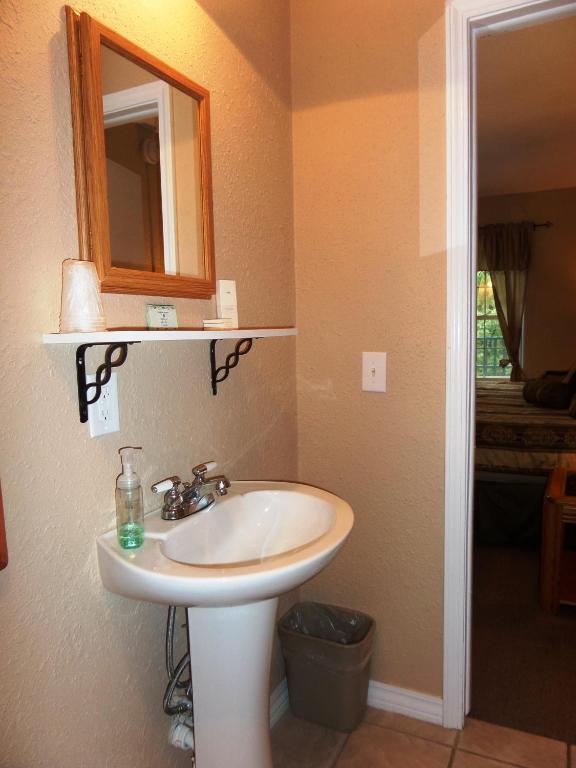 Eureka Suites Eureka Springs Bilik gambar